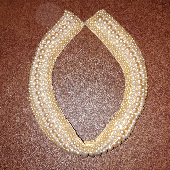 Pearl Collar - Picture 4 of 4